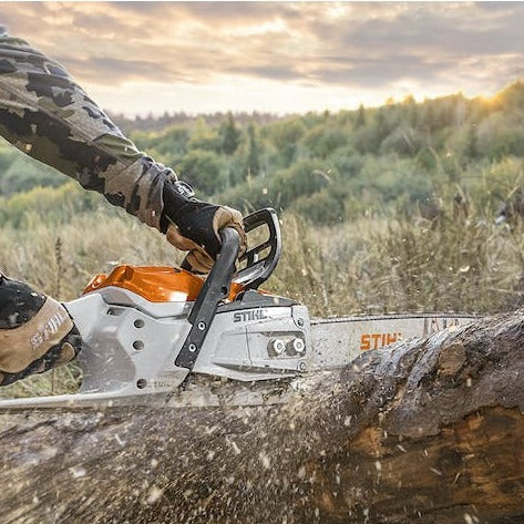 16" Chainsaw (400mm) - Battery - Mega Hire