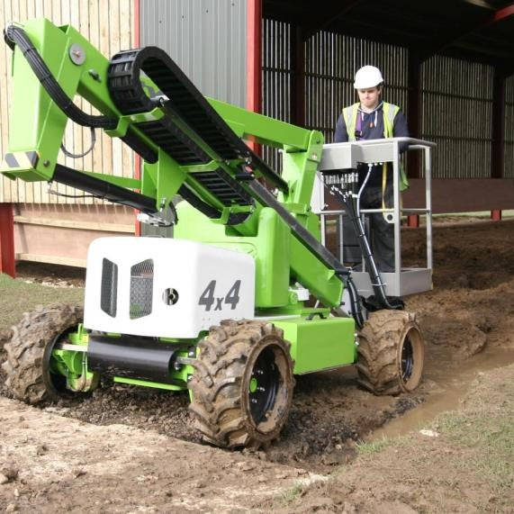 Mobile knuckle boom - 10.6m (34ft) diesel 4x4 - Mega Hire